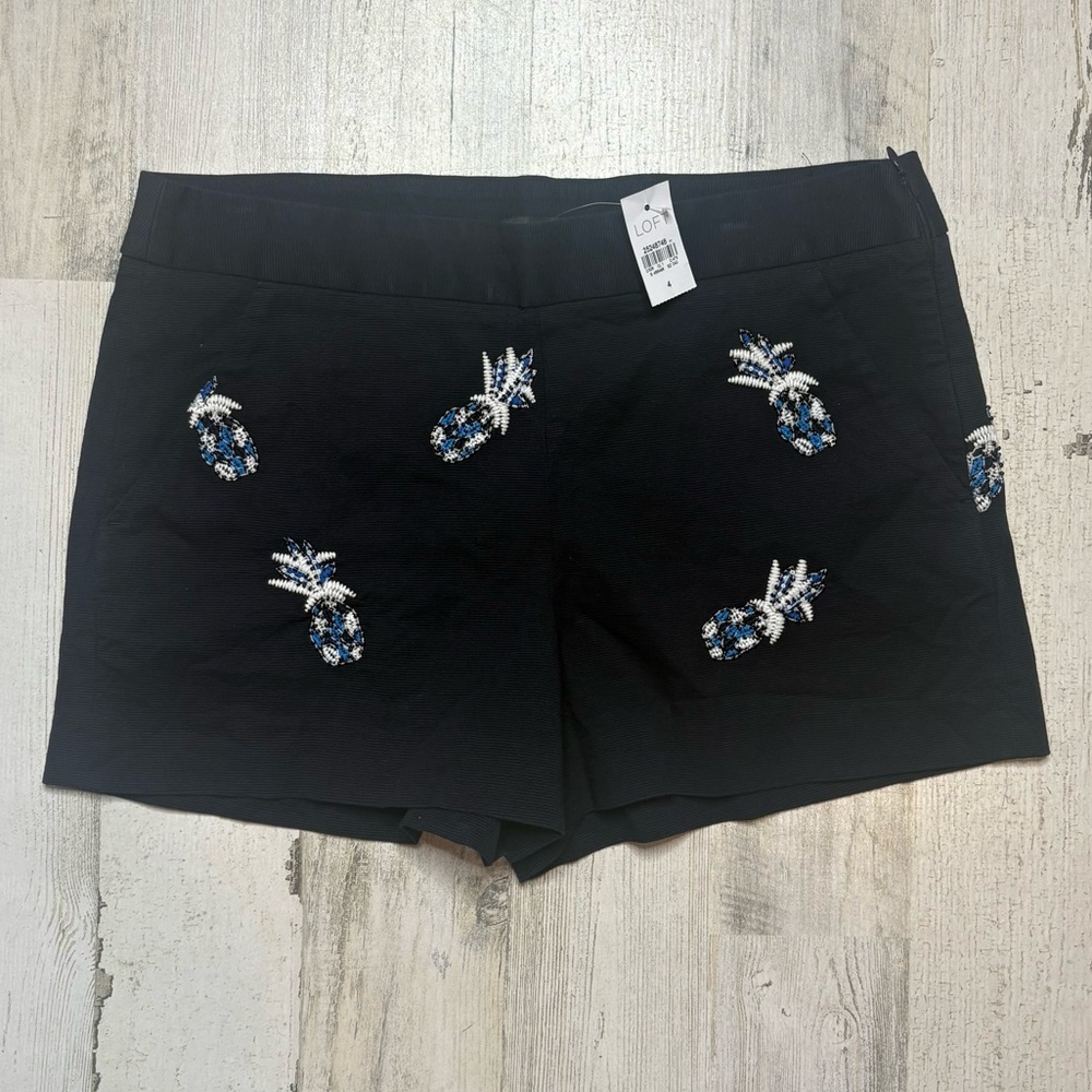 NWT LOFT Pineapple Embroidery Chino Shorts Size 4 - Picture 2 of 6